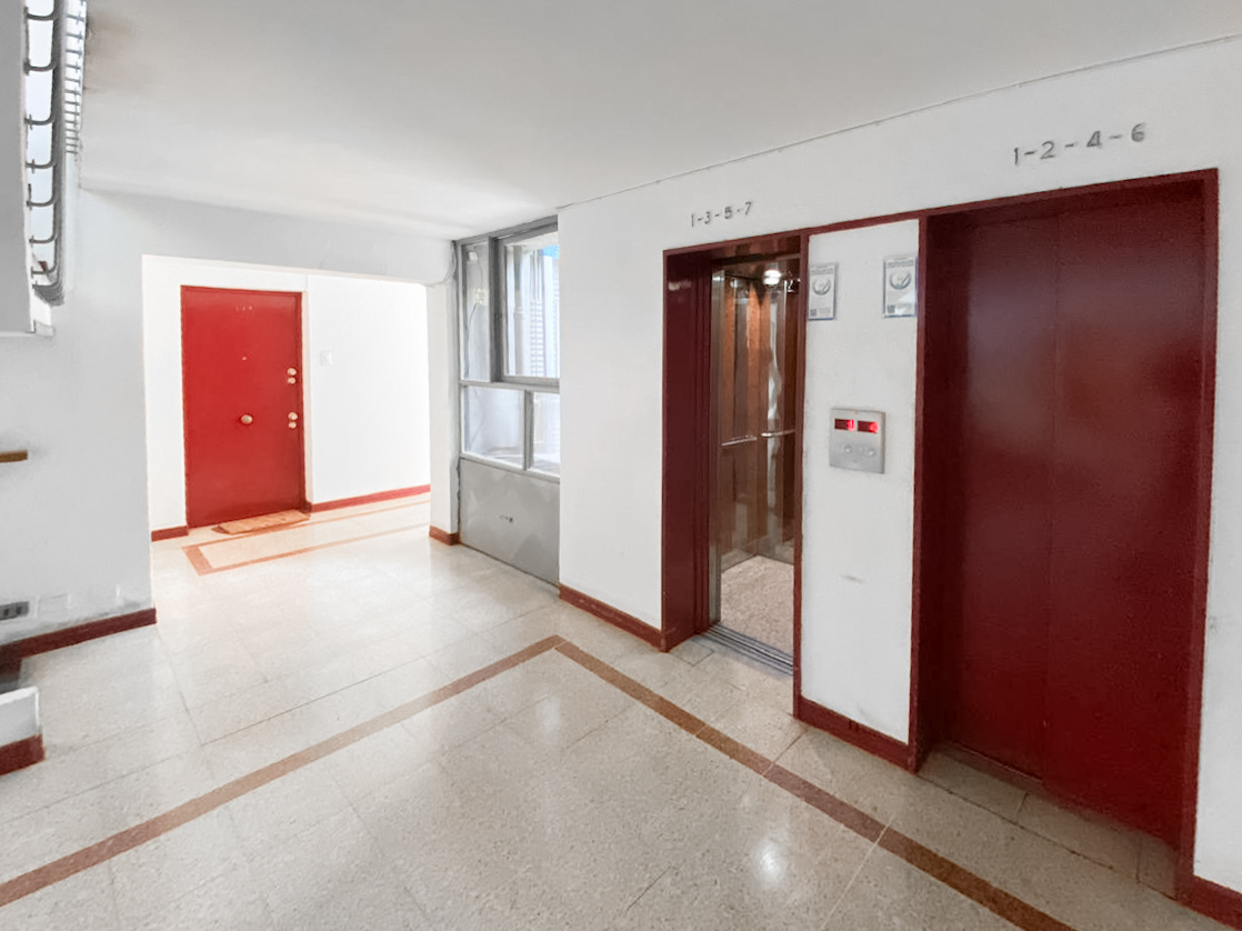   Departamento 2D + servicio 2B - Mall Costanera - Providencia